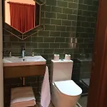אורחן 145 Townhouse
