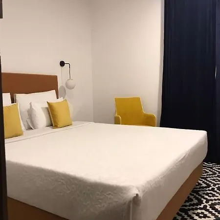 145 Townhouse Estalagem