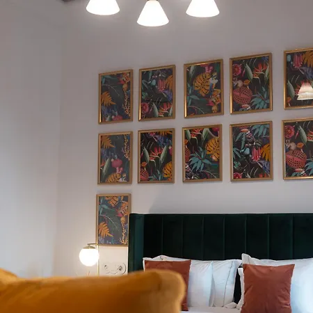 145 Townhouse Πανδοχείο