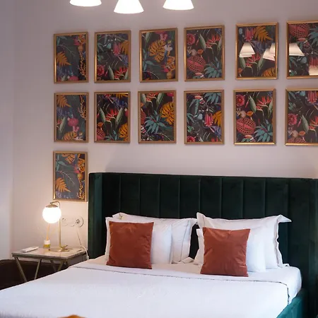 145 Townhouse Inn