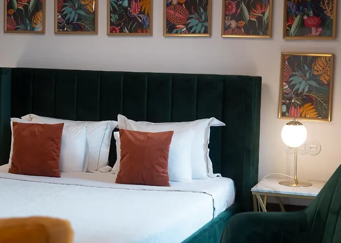 145 Townhouse Estalagem *